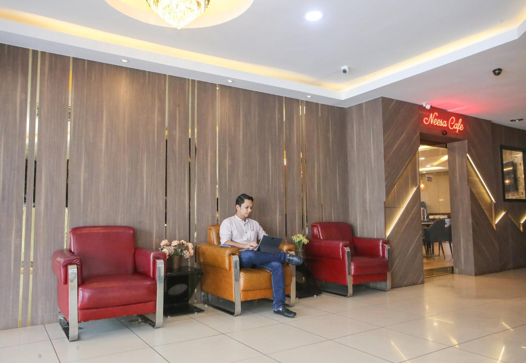 בוקיט מרטג'אם Golden Nasmir Hotel מראה חיצוני תמונה